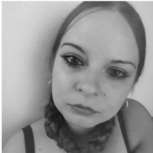 Meet your Posher, Nikki